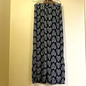 Forever 21 Semi-Sheer Patterned Stretch Pants (Size Small)